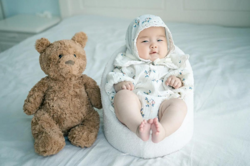 普洱宝宝吃不饱母乳的症状